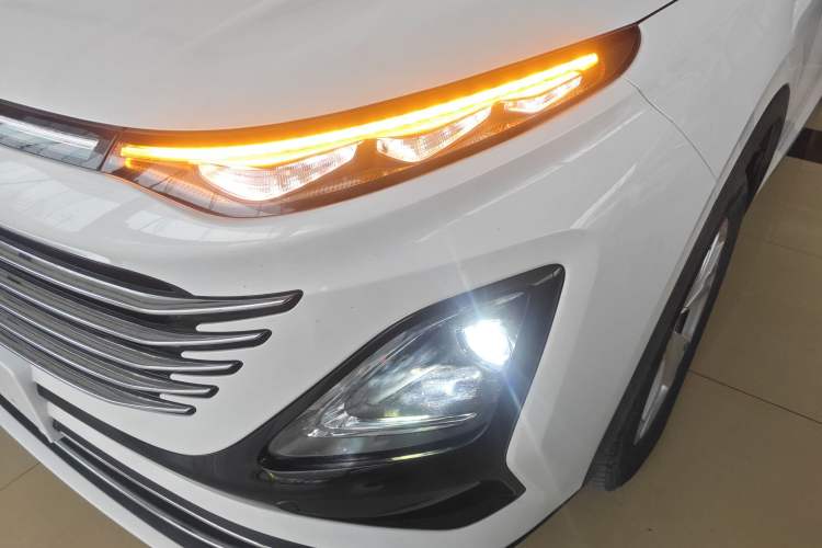Used Bestune T90 2023 1.5T DCT Automatic Prestige Edition Left Front Headlight