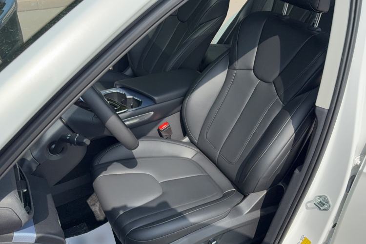 Used Bestune T90 2023 1.5T DCT Automatic Luxury Edition Left Front Seat