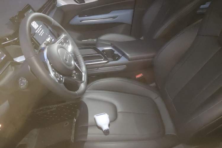 Used Bestune T90 2023 1.5T DCT Automatic Luxury Edition Left Front Seat