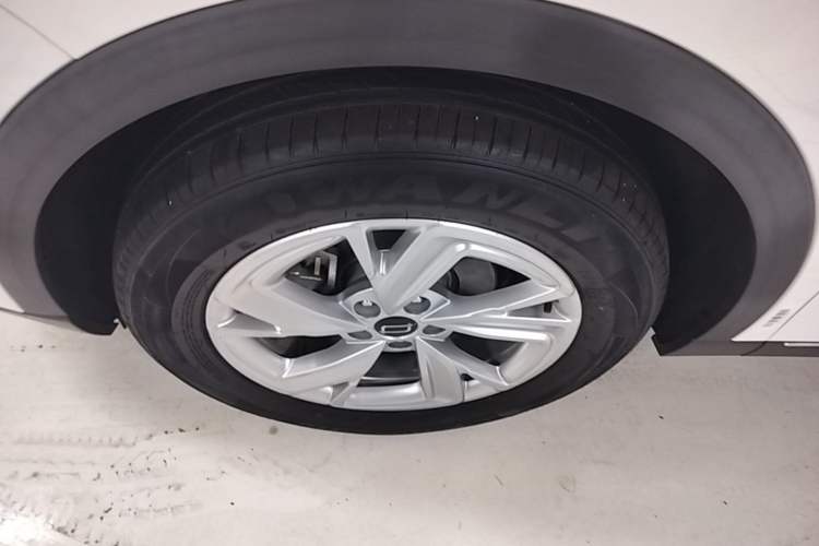 Used Bestune T90 2023 1.5T DCT Automatic Prestige Edition Left Front Wheel Hub