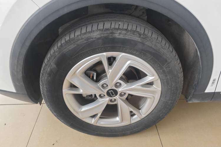 Used Bestune T90 2023 1.5T DCT Automatic Prestige Edition Left Front Wheel Hub