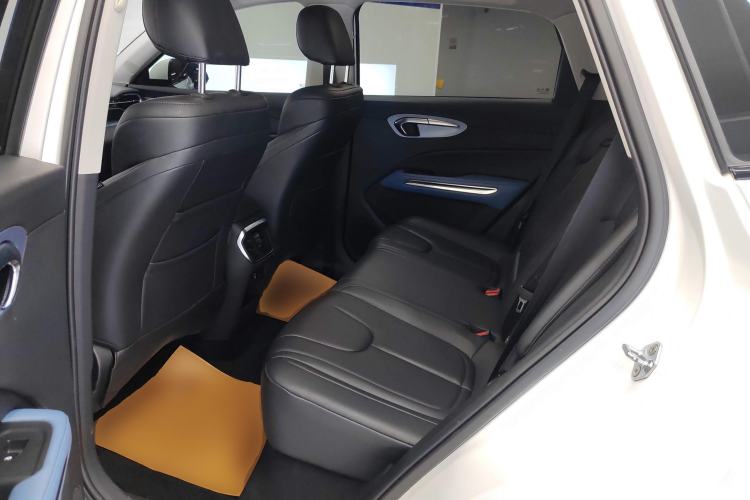 Used Bestune T90 2023 2.0T Automatic Luxury Edition Left Rear Seat