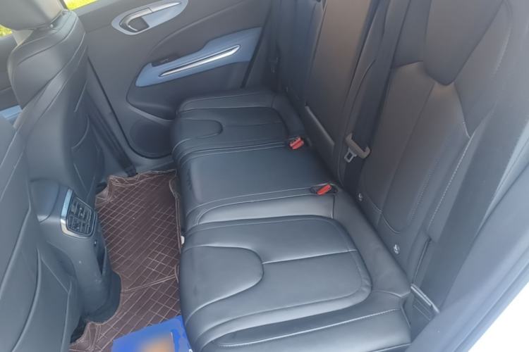 Used Bestune T90 2023 1.5T DCT Automatic Luxury Edition Left Rear Seat