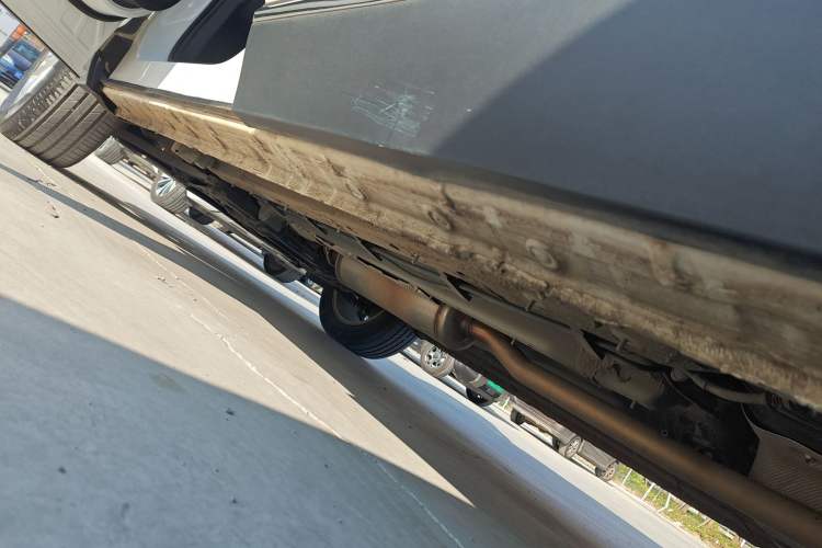 Used Bestune T90 2023 1.5T DCT Automatic Prestige Edition Left Side Sill