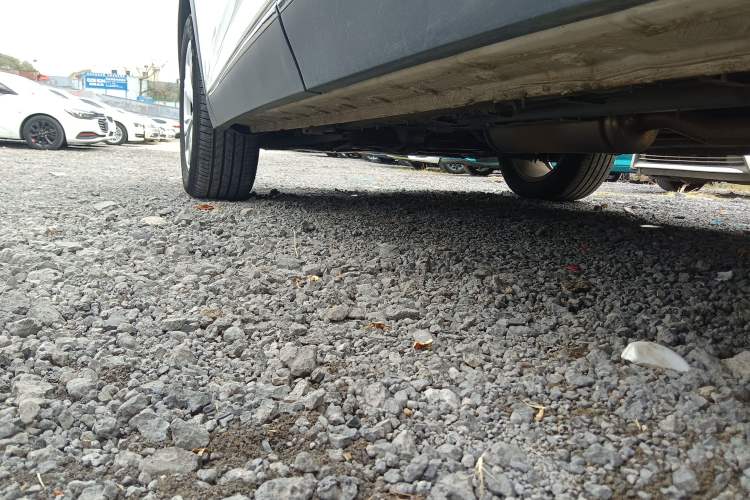 Used Bestune T90 2023 1.5T DCT Automatic Luxury Edition Left Side Sill