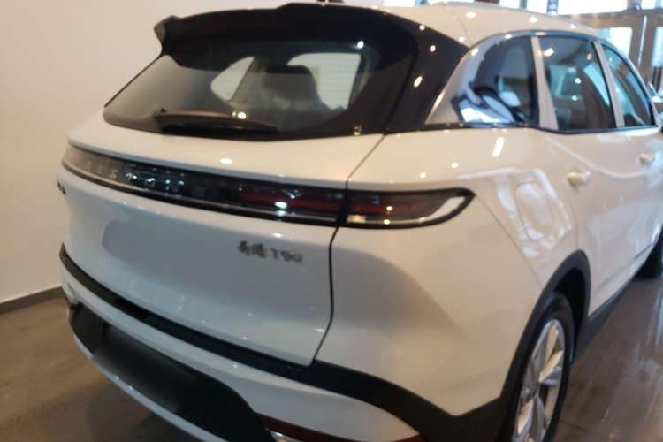 Used Bestune T90 2023 1.5T DCT Automatic Luxury Edition Rear Right 45 Deg