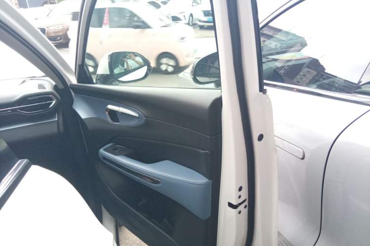 Used Bestune T90 2023 1.5T DCT Automatic Luxury Edition Right Front Door Interior