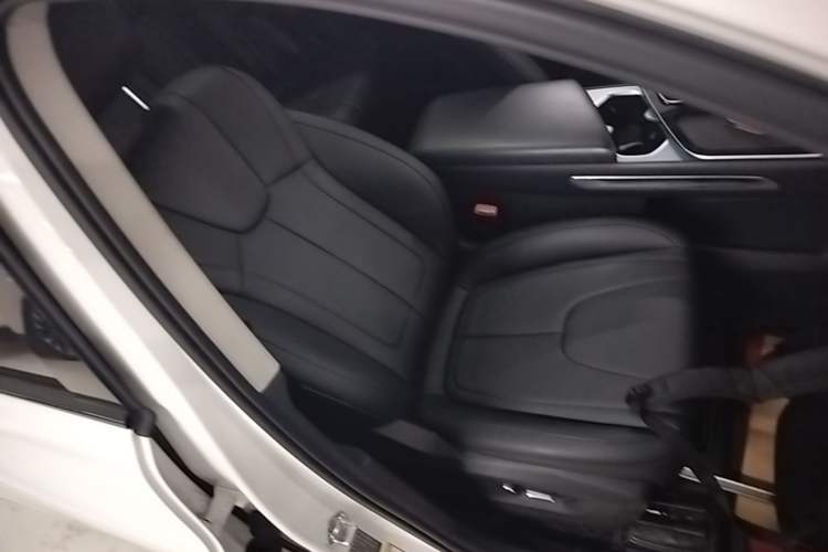 Used Bestune T90 2023 1.5T DCT Automatic Prestige Edition Right Front Seat