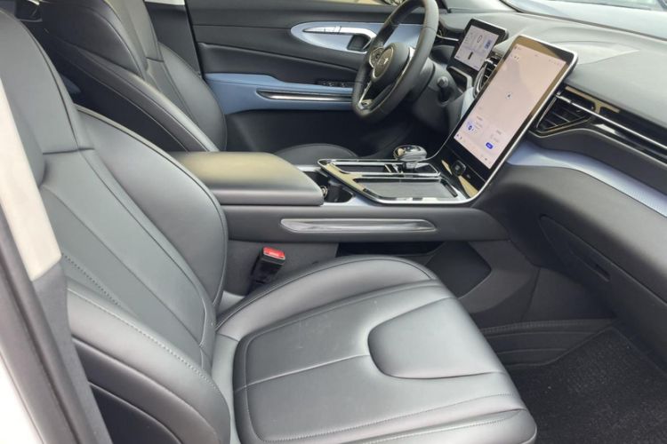 Used Bestune T90 2023 1.5T DCT Automatic Luxury Edition Right Front Seat