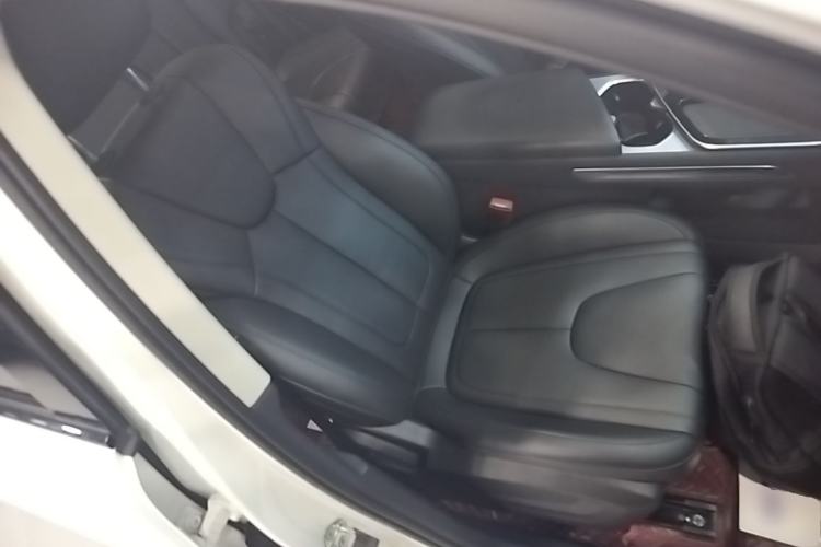 Used Bestune T90 2023 1.5T DCT Automatic Luxury Edition Right Front Seat