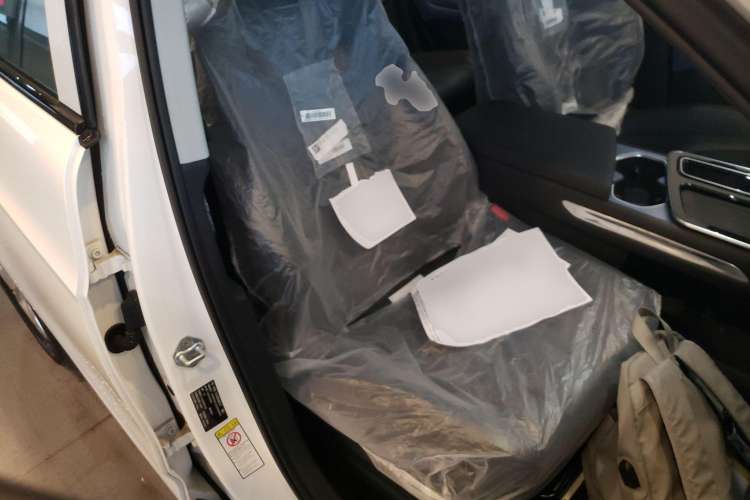 Used Bestune T90 2023 1.5T DCT Automatic Luxury Edition Right Front Seat