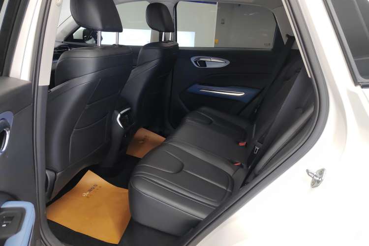 Used Bestune T90 2023 2.0T Automatic Luxury Edition Right Rear Seat