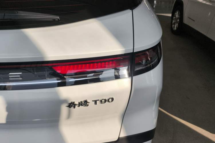 Used Bestune T90 2023 1.5T DCT Automatic Luxury Edition Right Rear Taillight