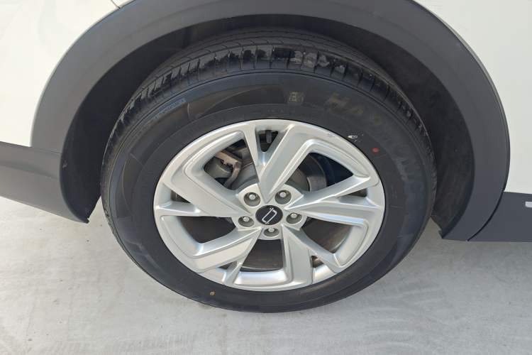 Used Bestune T90 2023 1.5T DCT Automatic Prestige Edition Right Rear Wheel Hub