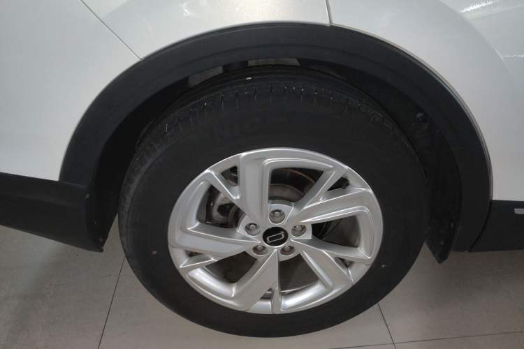 Used Bestune T90 2023 1.5T DCT Automatic Luxury Edition Right Rear Wheel Hub