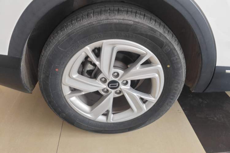Used Bestune T90 2023 1.5T DCT Automatic Prestige Edition Right Rear Wheel Hub