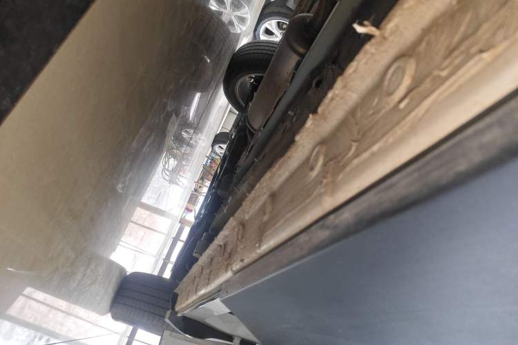 Used Bestune T90 2023 1.5T DCT Automatic Prestige Edition Right Side Sill