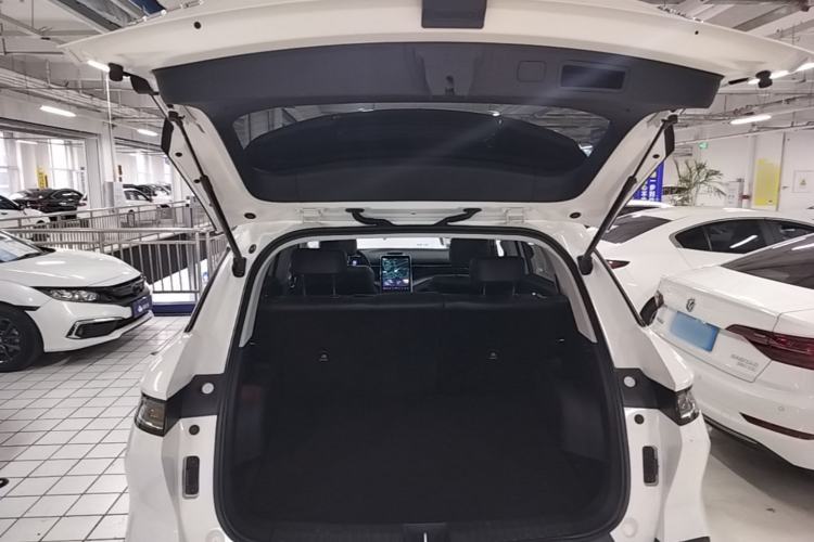 Used Bestune T90 2023 1.5T DCT Automatic Prestige Edition Trunk