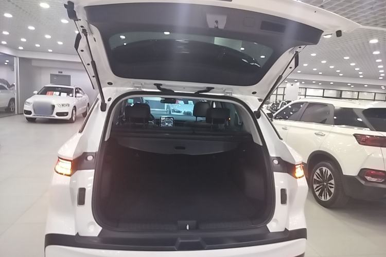 Used Bestune T90 2023 1.5T DCT Automatic Luxury Edition Trunk