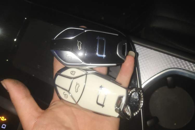 Used Bestune T90 2023 1.5T DCT Automatic Luxury Edition Vehicle Key