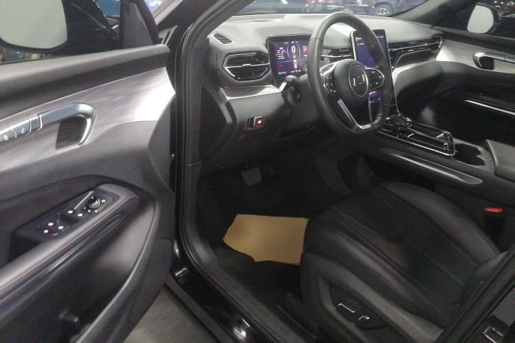 Used Bestune T90 2025 Dragon Edition 1.5T Enjoyment Model Black Knight Driver Seat