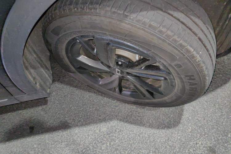 Used Bestune T90 2025 Dragon Edition 1.5T Enjoyment Model Right Front Wheel Hub