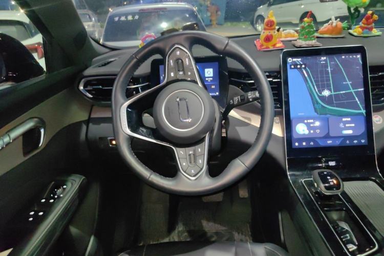Used Bestune T90 2025 Dragon Edition 1.5T Enjoyment Model Steering Wheel