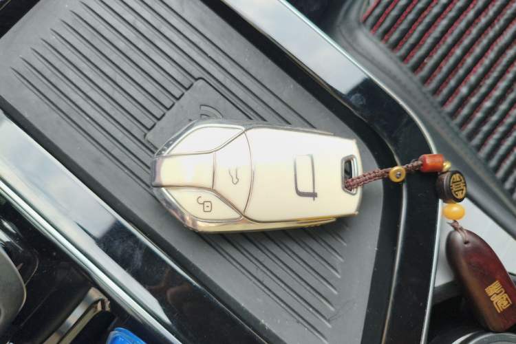 Used Bestune T90 2025 Dragon Edition 1.5T Enjoyment Model Black Knight Vehicle Key