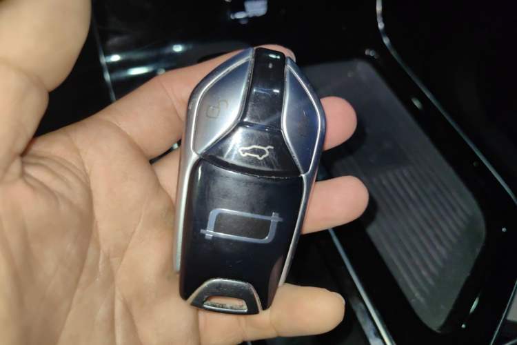 Used Bestune T90 2025 Dragon Edition 1.5T Enjoyment Model Vehicle Key