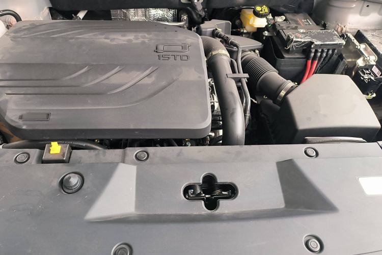 Used Bestune T90 2025 Dragon Edition 1.5T Quality Enjoyment Model Engine Bay