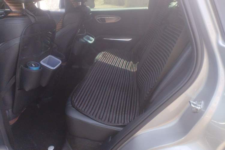 Used Bestune T90 2025 Dragon Edition 1.5T Enjoyment Model Left Rear Seat