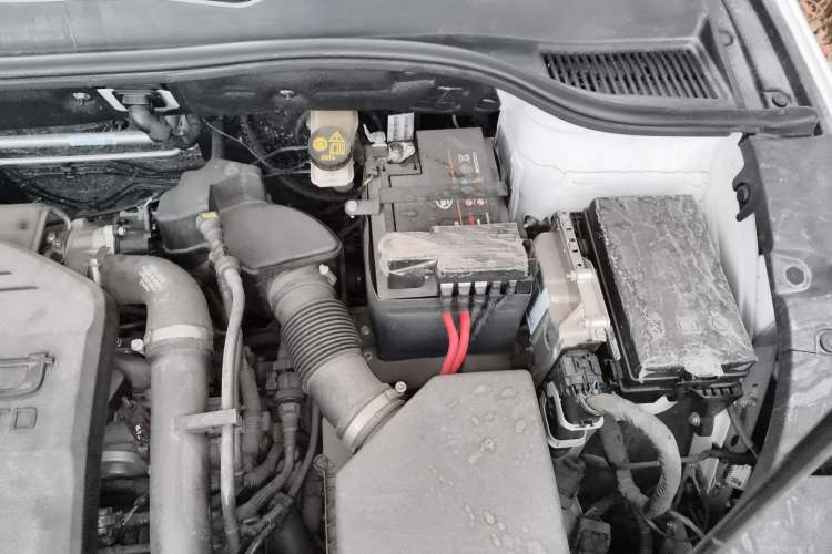 Used Bestune T90 2025 Dragon Edition 1.5T Enjoyment Model Engine Bay Left