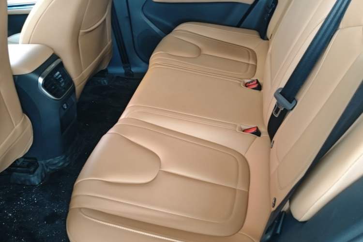 Used Bestune T90 2025 Dragon Edition 1.5T Comfort Model Left Rear Seat