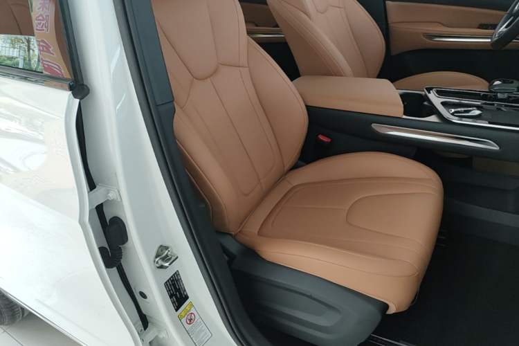Used Bestune T90 2025 Dragon Edition 1.5T Enjoyment Model Right Front Seat