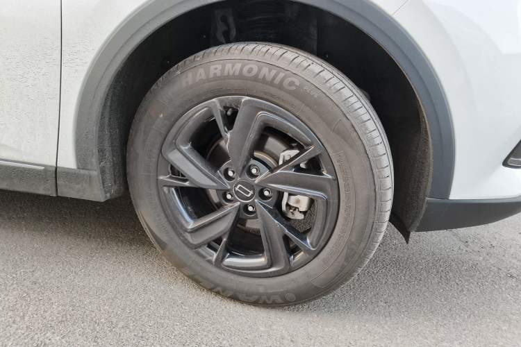Used Bestune T90 2025 Dragon Edition 1.5T Enjoyment Model Right Front Wheel Hub