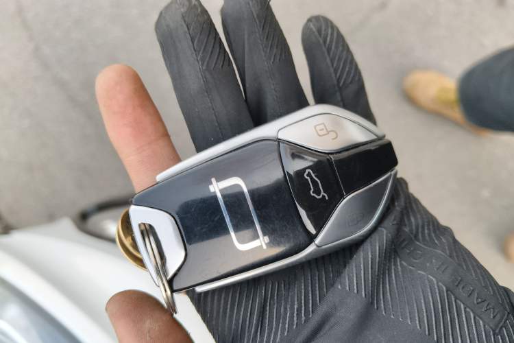 Used Bestune T90 2025 Dragon Edition 1.5T Enjoyment Model Vehicle Key