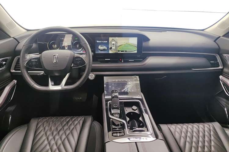 Used Bestune T99 2020 20TD Automatic Premium Edition Center Console