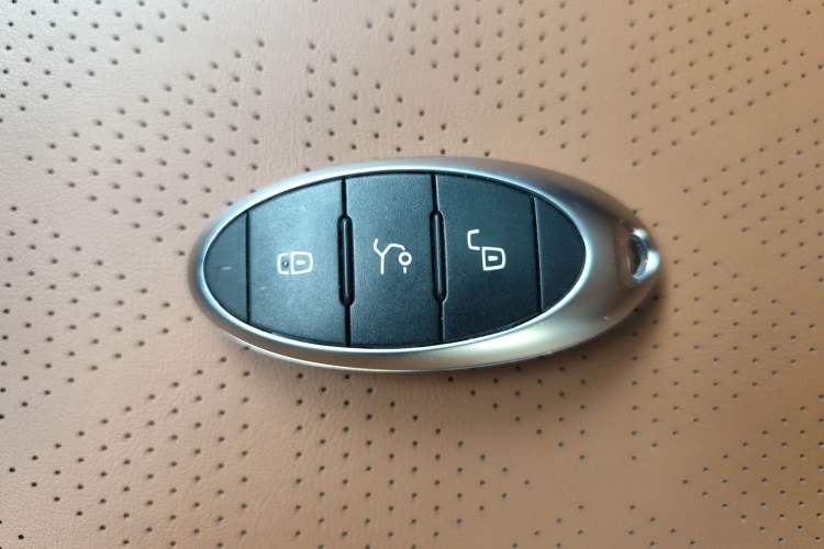 Used Bestune T99 2021 20TD Automatic Long Wheelbase Interior 1