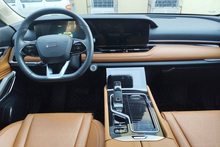 Used Bestune T99 2021 20TD Automatic Long Wheelbase Interior 2