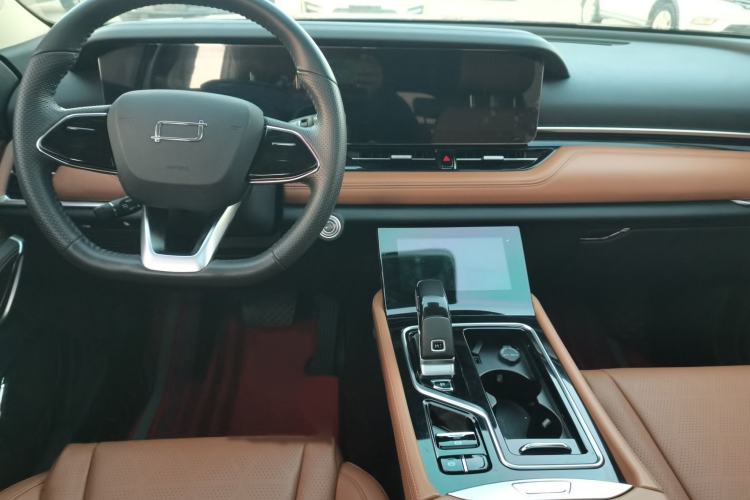 Used Bestune T99 2022 20TD Automatic Sport Premium Edition Interior 3