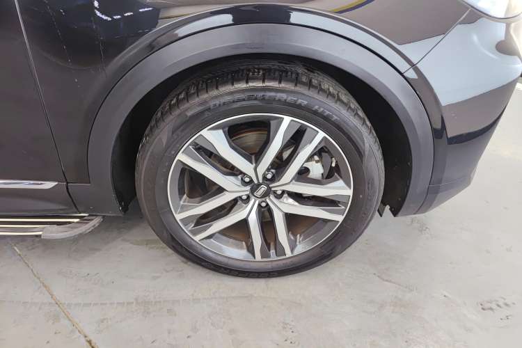 Used Bestune T99 2020 20TD Automatic Premium Edition Left Front Wheel Hub