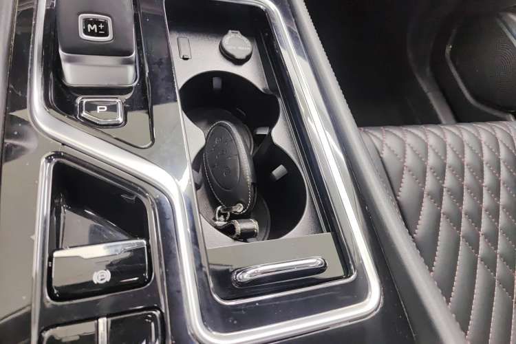 Used Bestune T99 2020 20TD Automatic Premium Edition Vehicle Key