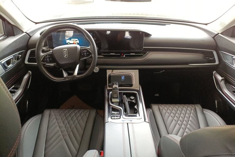 Used Bestune T99 2020 20TD Automatic Premium Edition Center Console