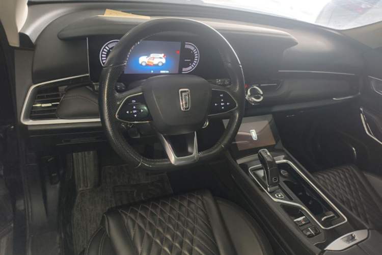 Used Bestune T99 2020 20TD Automatic Luxury Edition Center Console