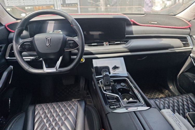 Used Bestune T99 2020 20TD Automatic Premium Edition Center Console