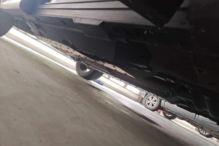 Used Bestune T99 2020 20TD Automatic Premium Edition Chassis Front Right
