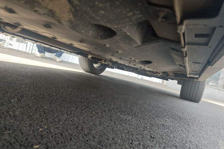Used Bestune T99 2020 20TD Automatic Premium Edition Chassis Rear Right