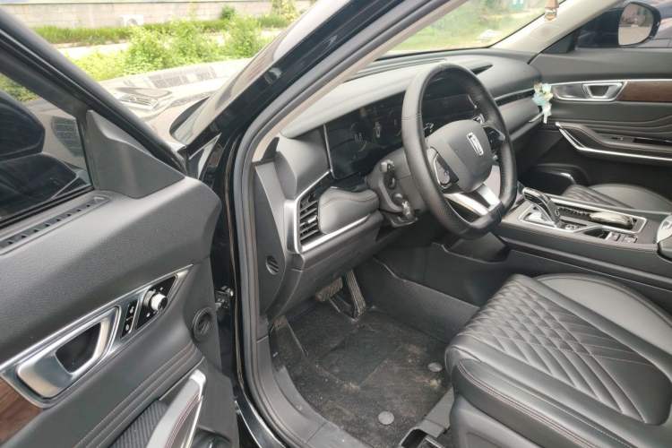 Used Bestune T99 2020 20TD Automatic Premium Edition Driver Seat