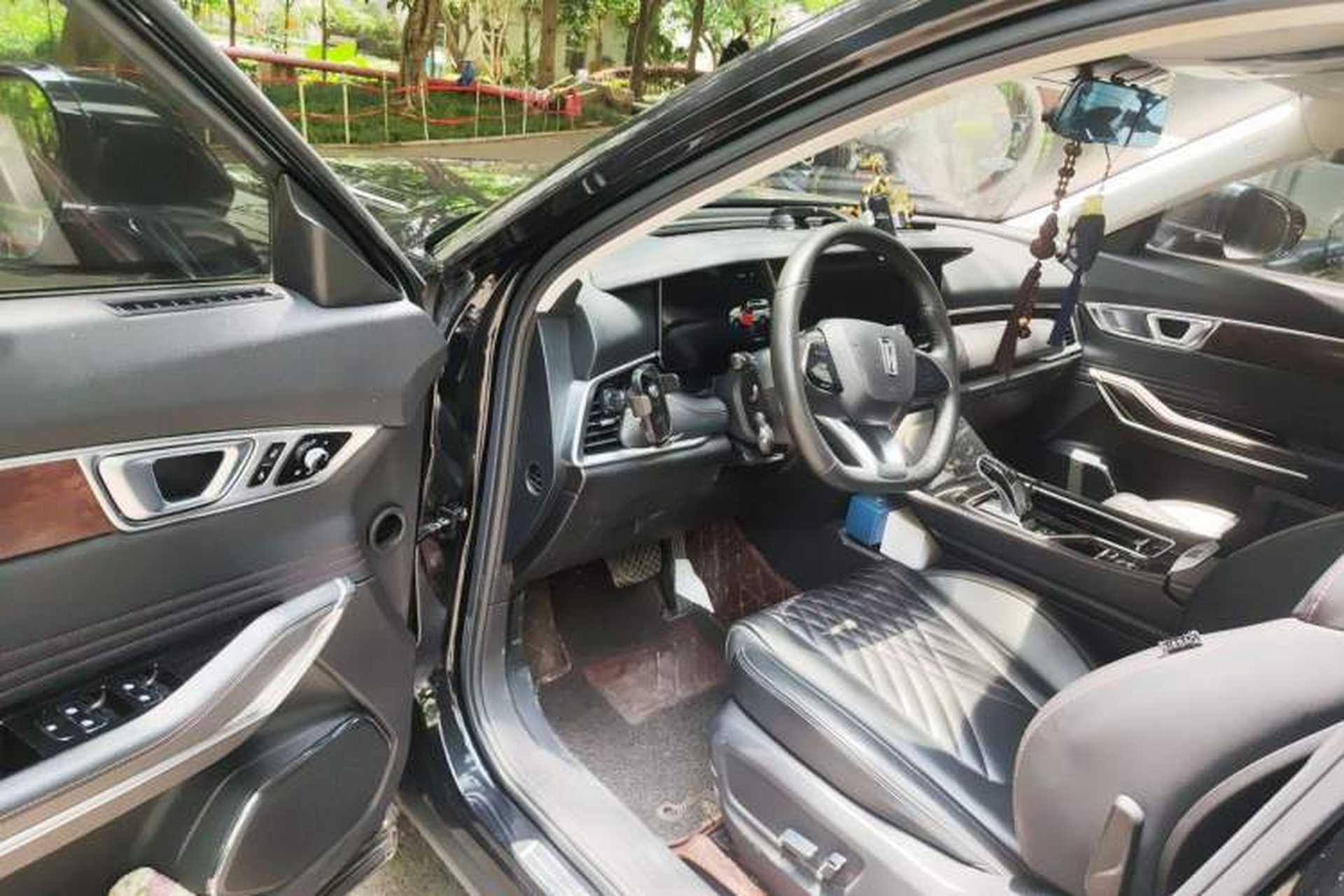 Used Bestune T99 2020 20TD Automatic Premium Edition Driver Seat
