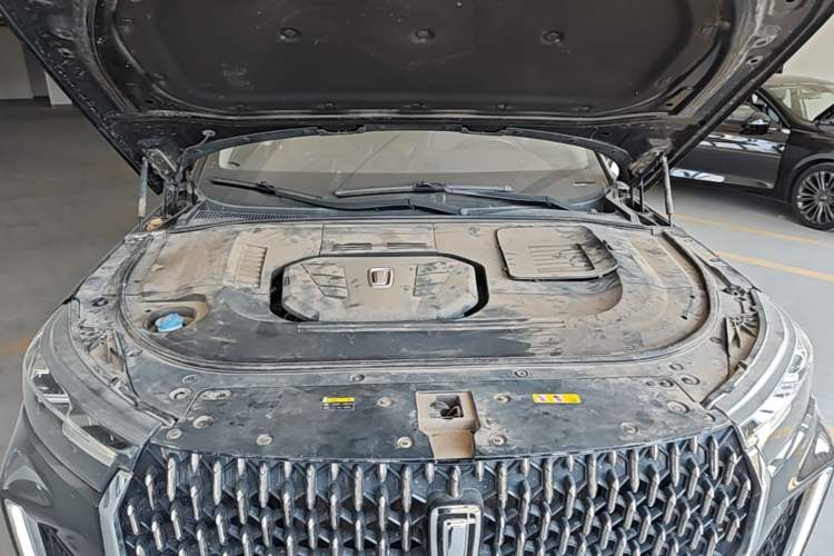 Used Bestune T99 2020 20TD Automatic Prestige Edition Engine Bay